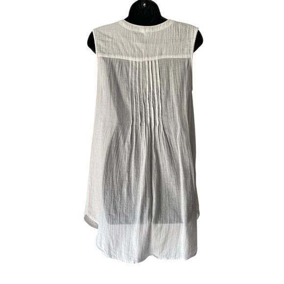 SUNDANCE White Tunic tank top coverup Women M Petite buttons Pleated embroidery - Picture 4 of 7
